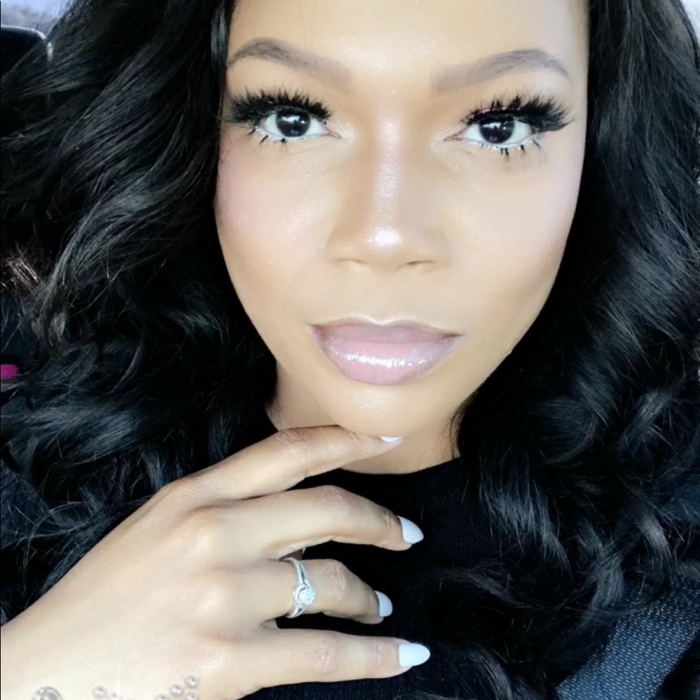 Meet your Posher, Brittani